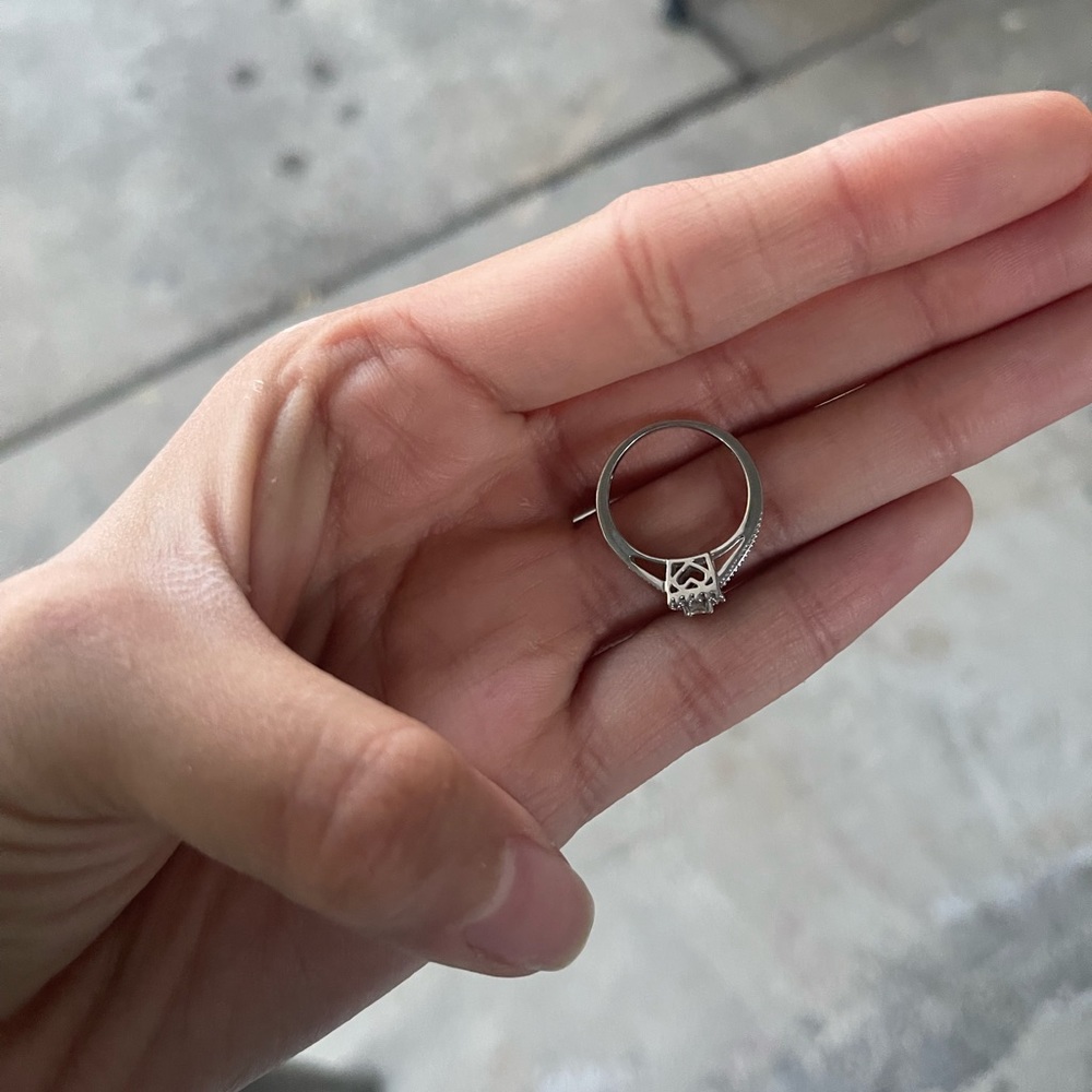 Promise ring - Picture 5 of 5